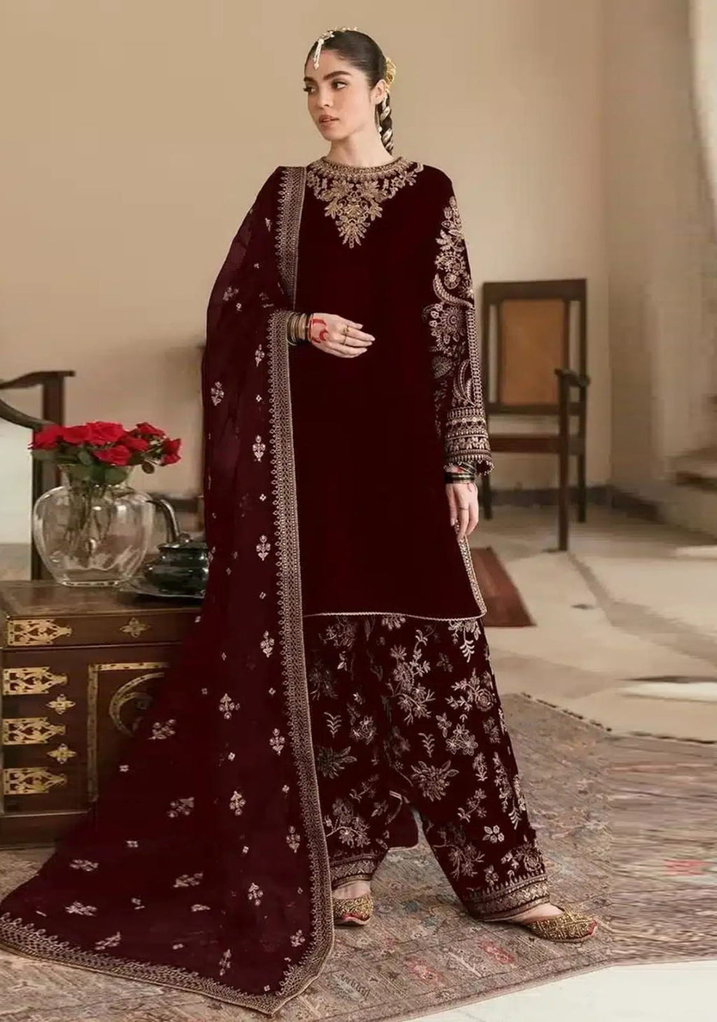 Noor-e-Libaas | BAROQUE Velvet Embroidered Hand Embellished Luxury Unstitched 3PC