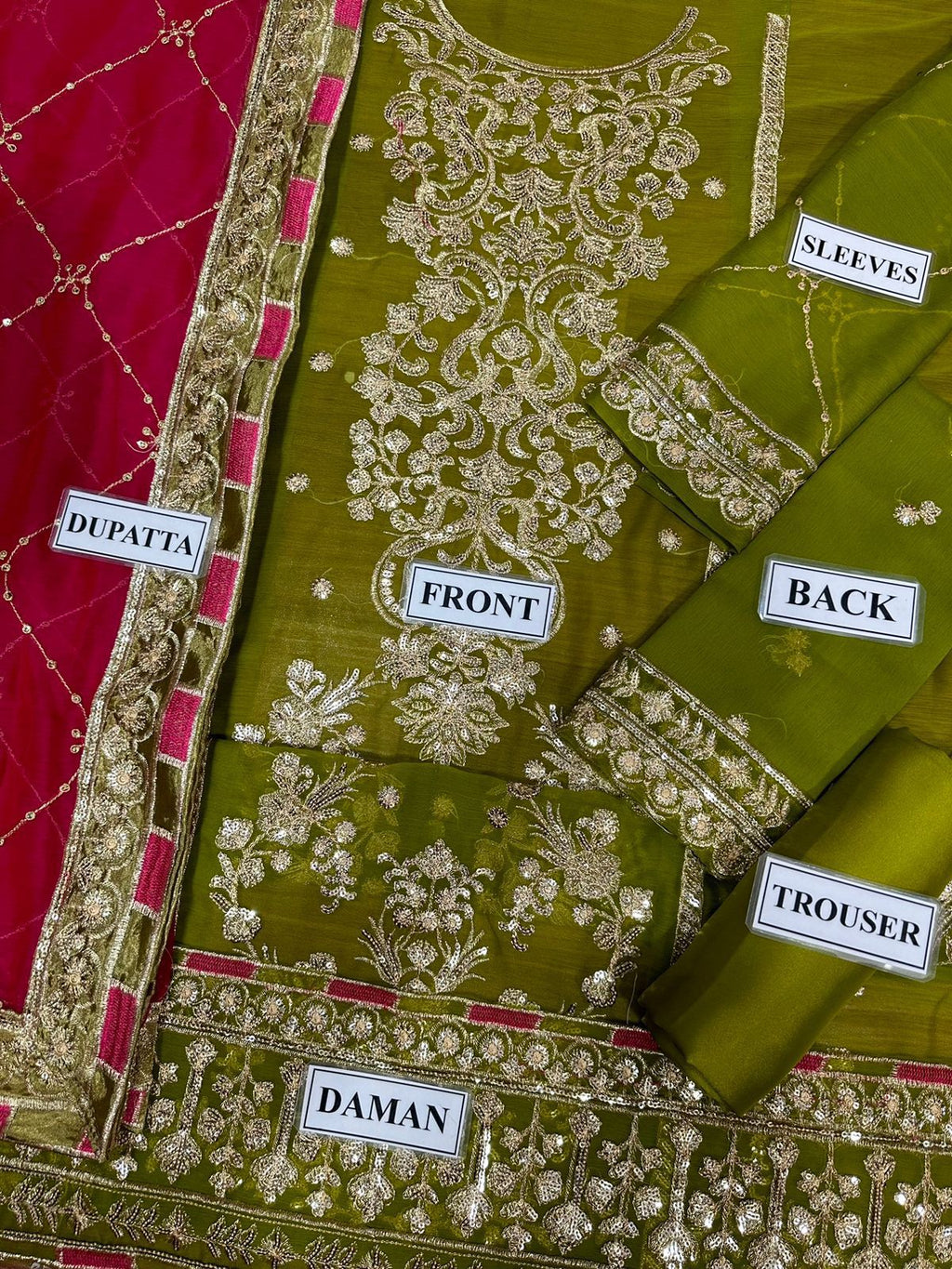 Chiffon Embroidered Luxury Unstitched 3PC – Pakistani Formal Wear