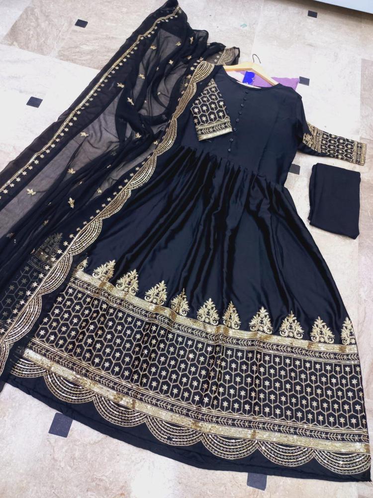 3 Pcs Women's Stitched Silk Embroidered Maxi | Luxury Formal Wear