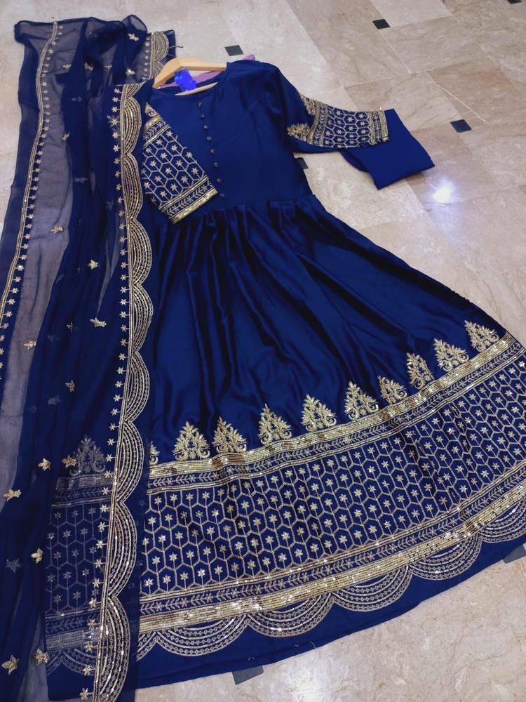 3 Pcs Women's Stitched Silk Embroidered Maxi | Luxury Formal Wear