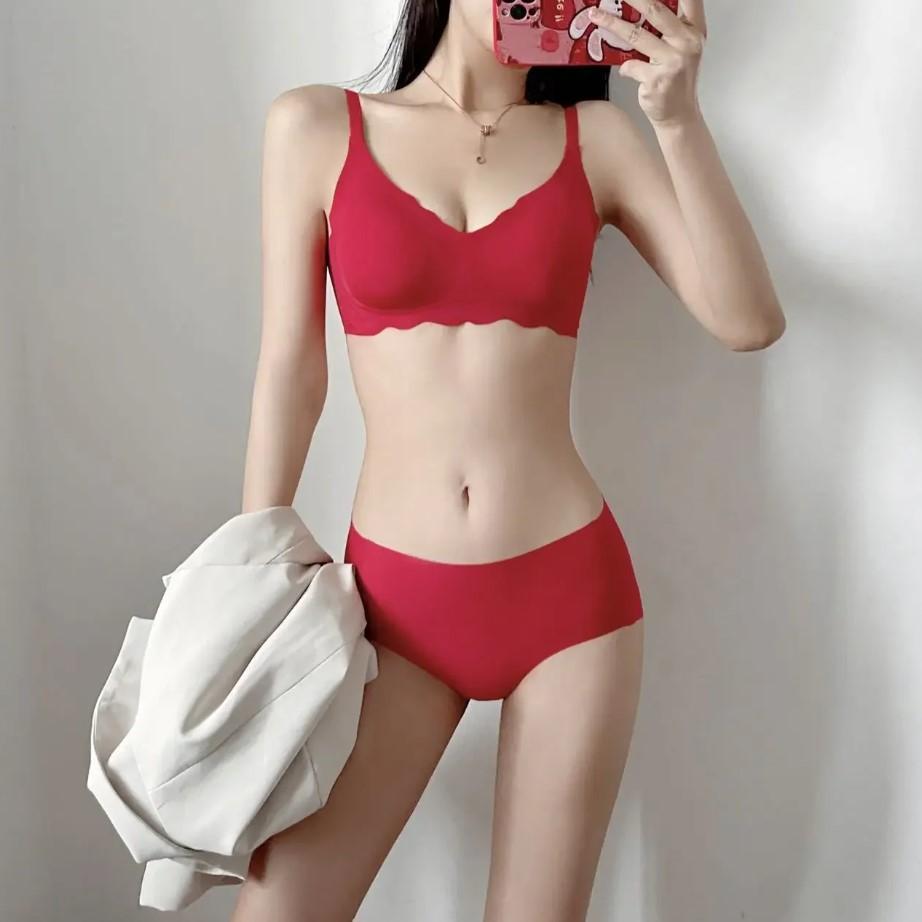 Malai Plain Comfortable & Lightweight Padded Bra – Maroon (A Cup)
