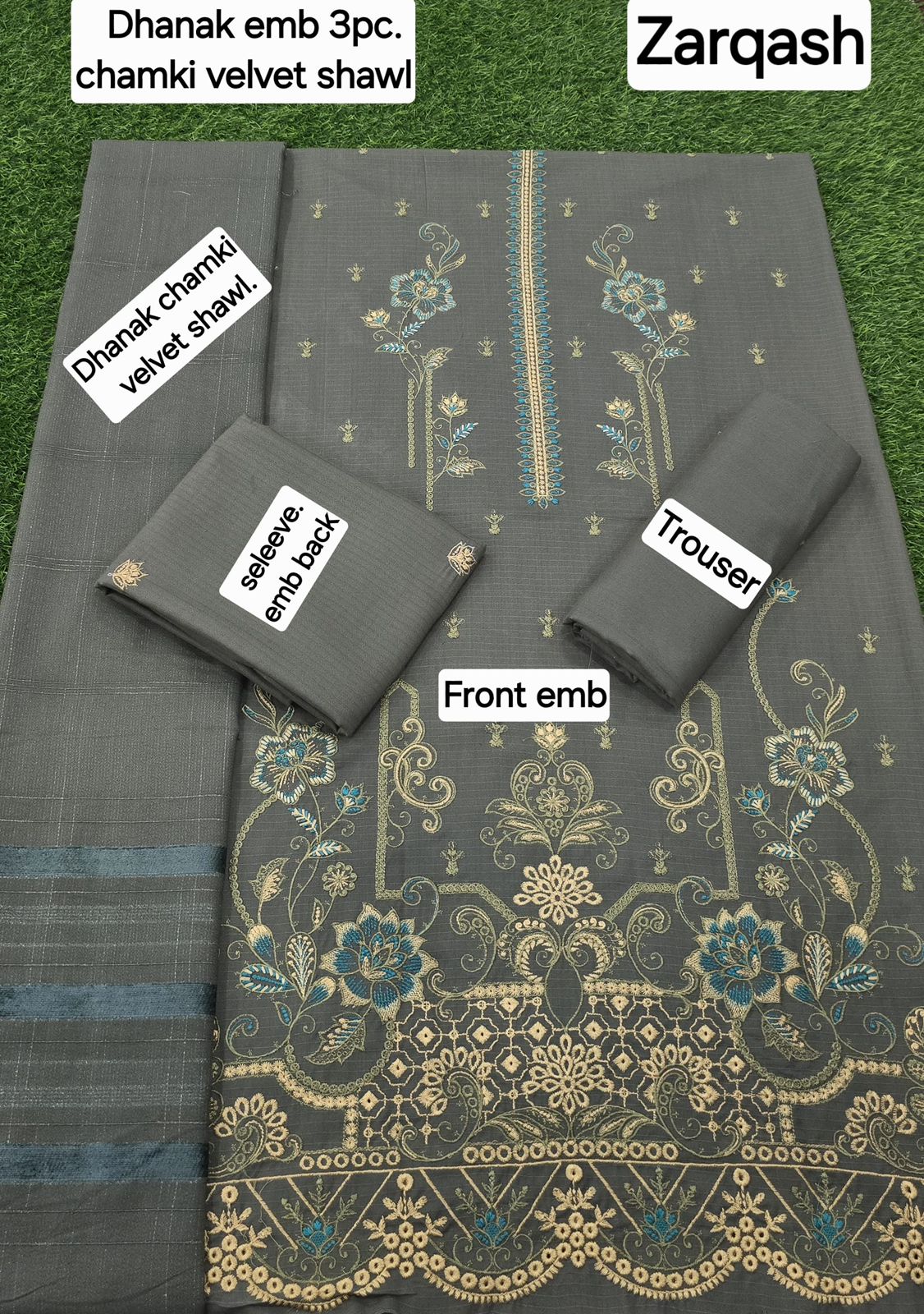 Women’s Winter Premium Collection – Zarqash Banadora Dhanak 3PC Embroidered Suit with Velvet Shawl