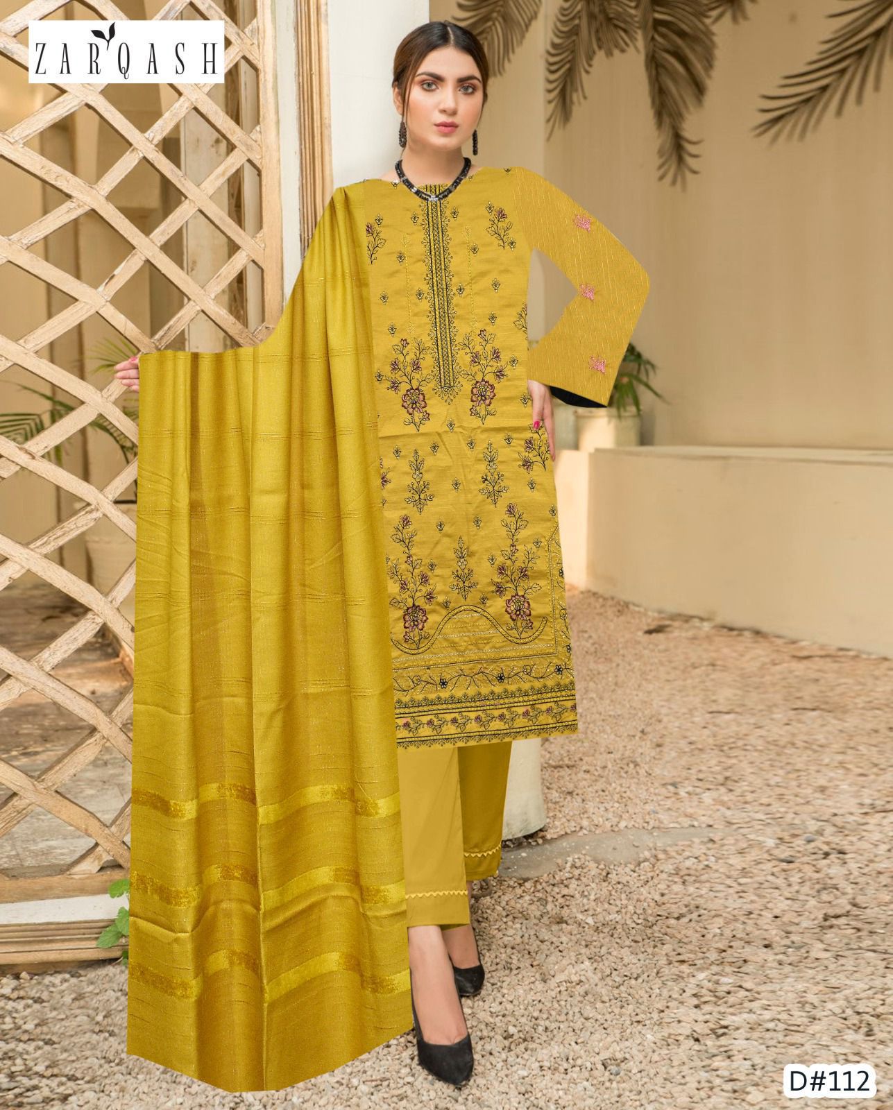 Women’s Winter Premium Collection – Zarqash Banadora Dhanak 3PC Embroidered Suit with Velvet Shawl