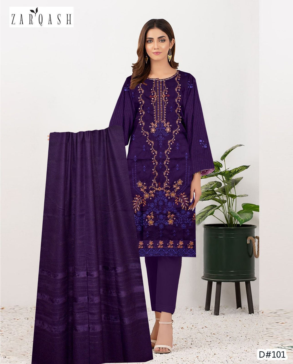 Women’s Winter Premium Collection – Zarqash Banadora Dhanak 3PC Embroidered Suit with Velvet Shawl