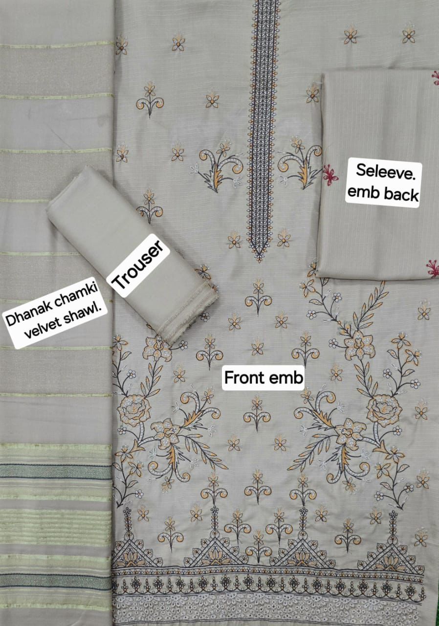 Women’s Winter Premium Collection – Zarqash Banadora Dhanak 3PC Embroidered Suit with Velvet Shawl