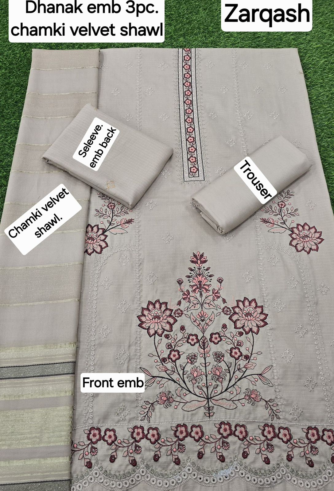 Women’s Winter Premium Collection – Zarqash Banadora Dhanak 3PC Embroidered Suit with Velvet Shawl