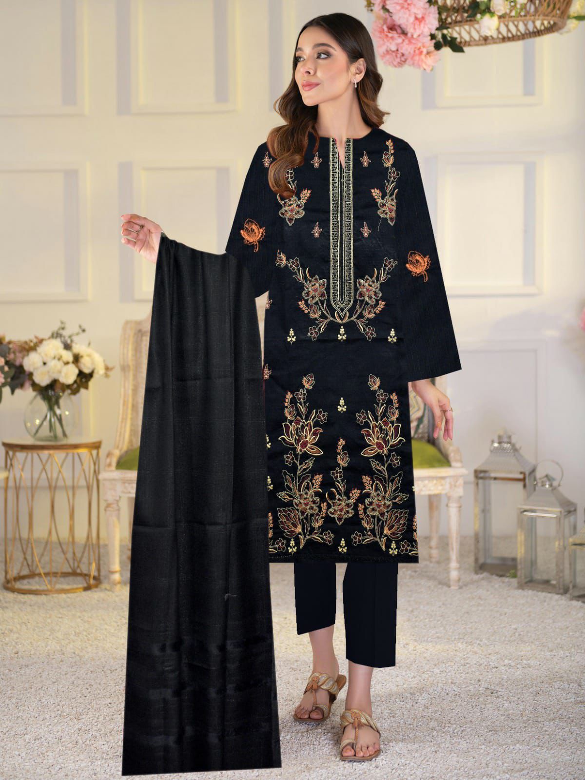 Women’s Winter Premium Collection – Zarqash Banadora Dhanak 3PC Embroidered Suit with Velvet Shawl