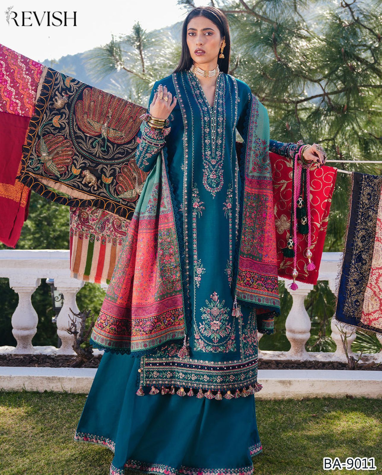 Women’s Winter Collection – MIX Brand Dhanak Embroidered 2PC Suit with Dyed Trouser