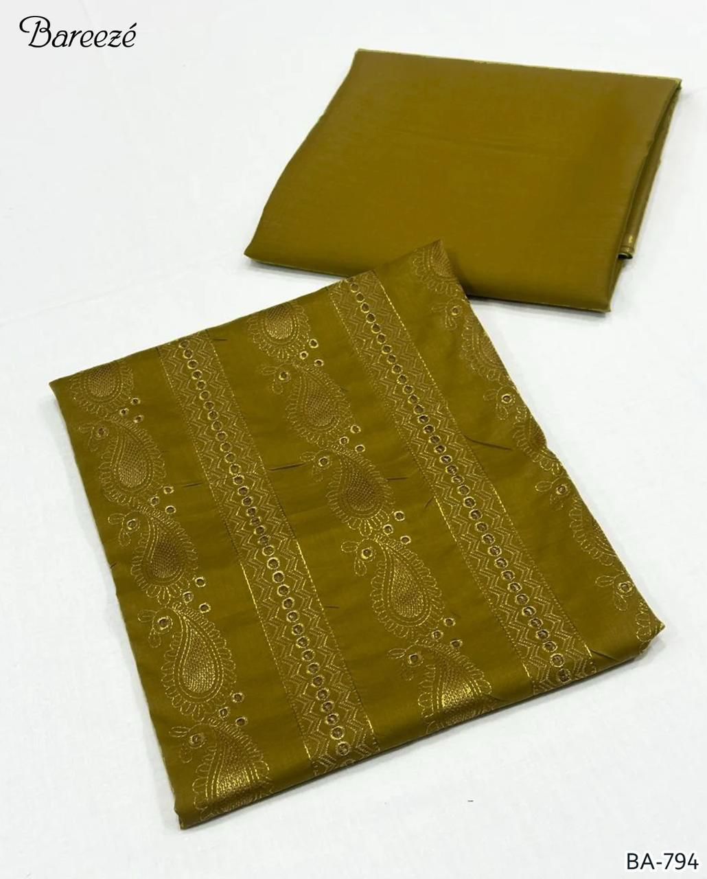 Women’s Winter Collection – MIX Brand Dhanak Embroidered 2PC Suit with Dyed Trouser