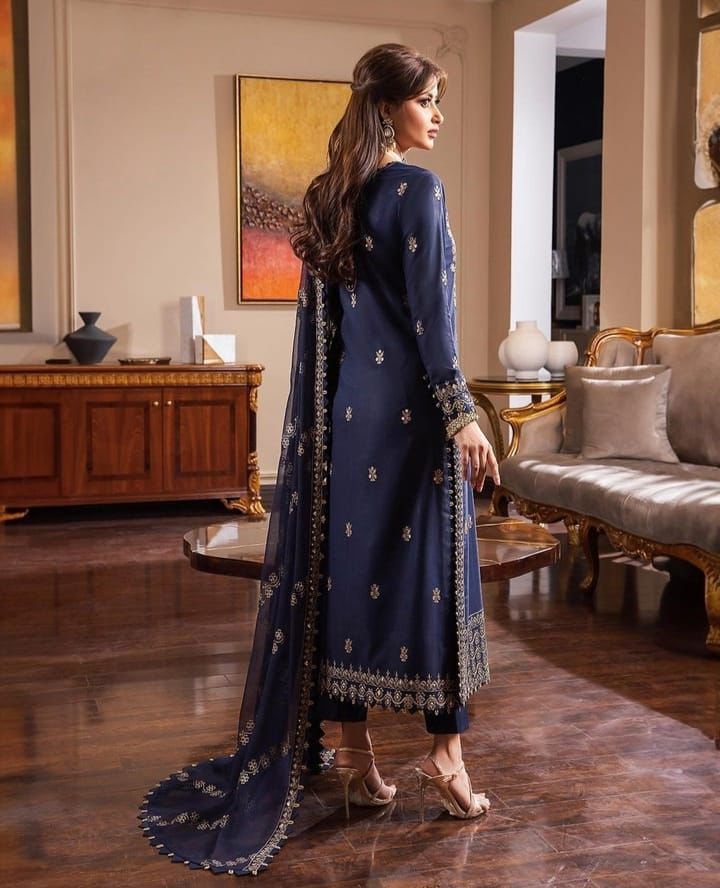 Asim Jofa Chiffon Embroidered Hand Embellished Luxury Unstitched 3PC Suit – Noor Mart