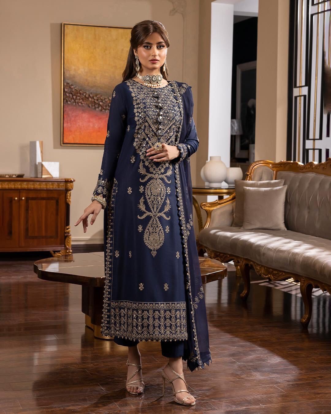 Asim Jofa Chiffon Embroidered Hand Embellished Luxury Unstitched 3PC Suit – Noor Mart
