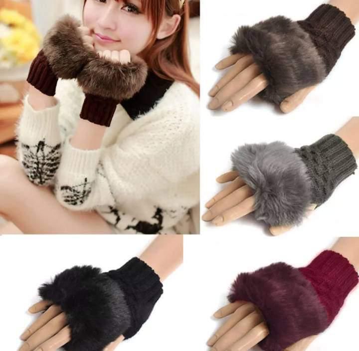 Women’s Plush Knitted Wool Fingerless Winter Gloves – Warm Short Mittens